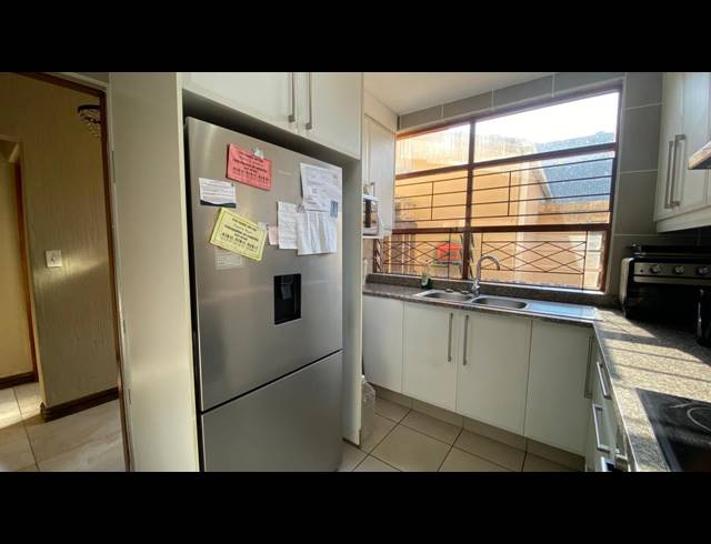 3 BEDROOM FLAT FOR SALE IN GLENWOOD